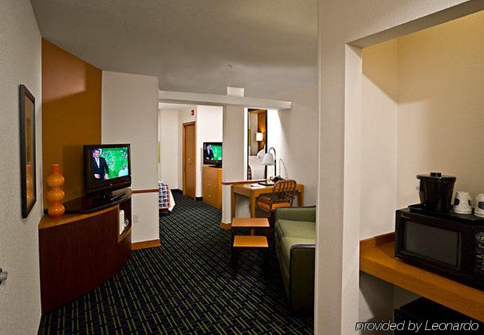 Fairfield Inn And Suites By Marriott Аугуста Стая снимка